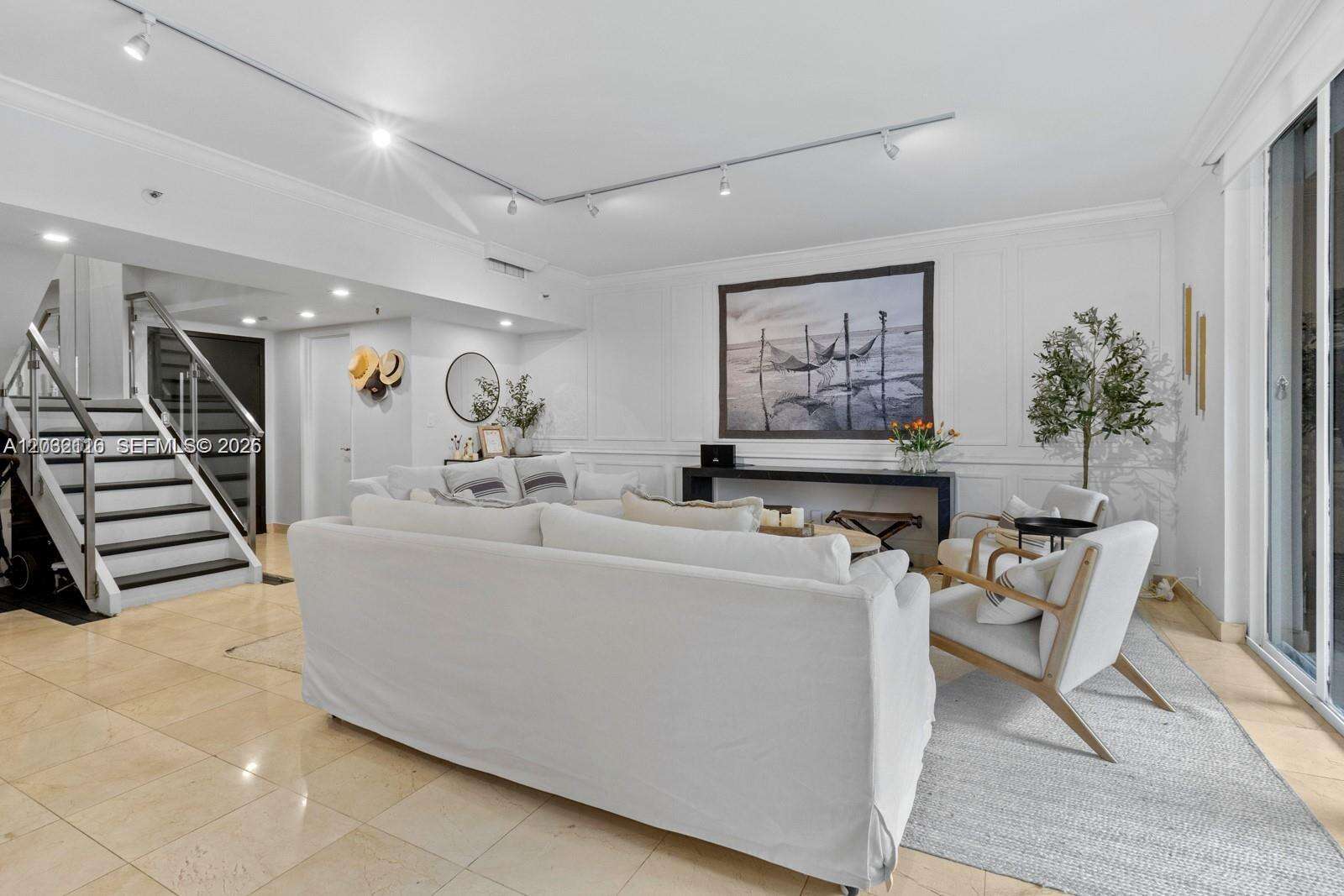 Brickell Key 1 at 520 Brickell Key Dr, Miami, FL 33131 - For Rent photo 7