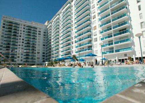 Roney Palace at 2301 Collins Ave, Miami Beach, FL 33139 - For Rent photo 27