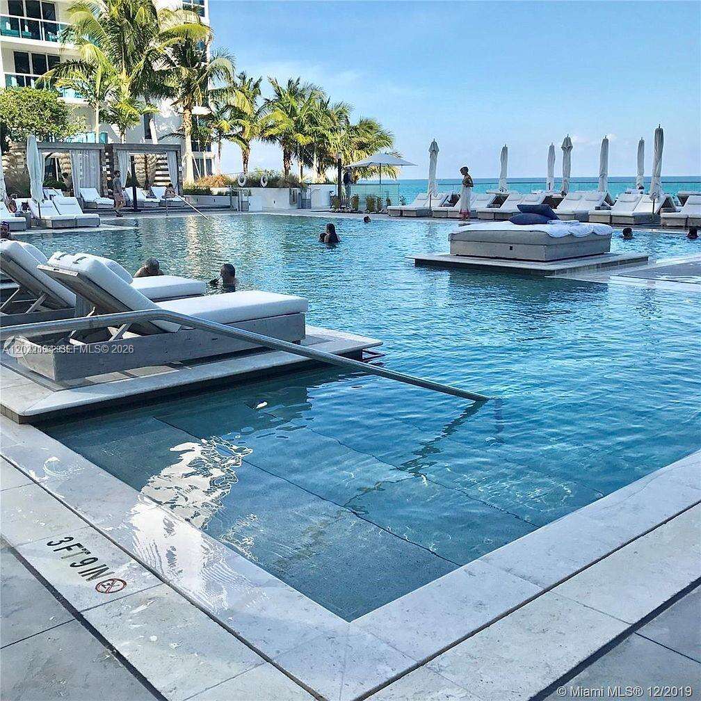 Roney Palace at 2301 Collins Ave, Miami Beach, FL 33139 - For Rent photo 32