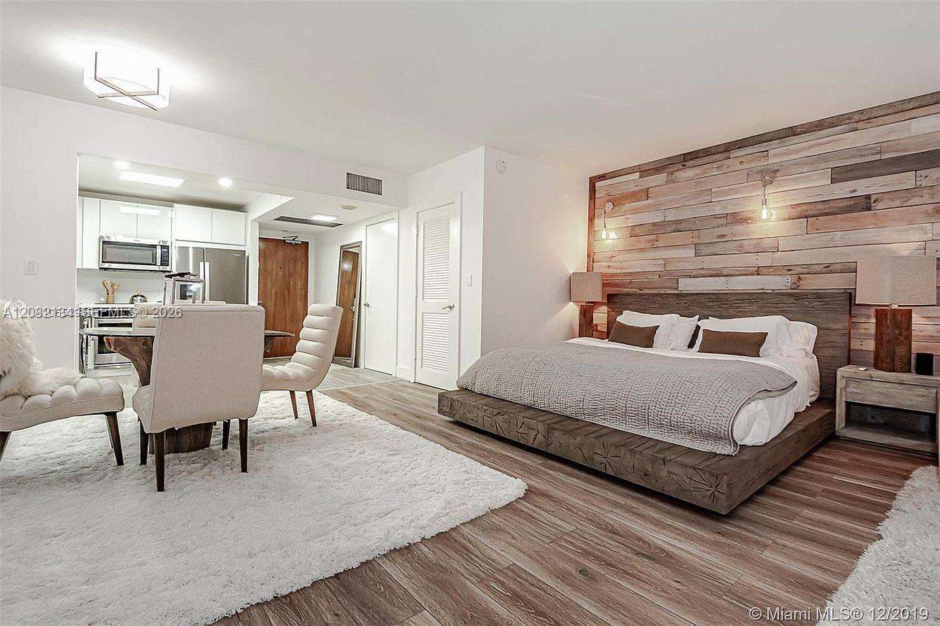 Roney Palace at 2301 Collins Ave, Miami Beach, FL 33139 - For Rent photo 8