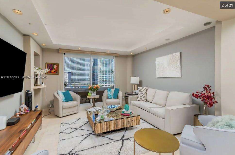 One Tequesta Point at 888 Brickell Key Dr, Miami, FL 33131 - For Rent photo 3