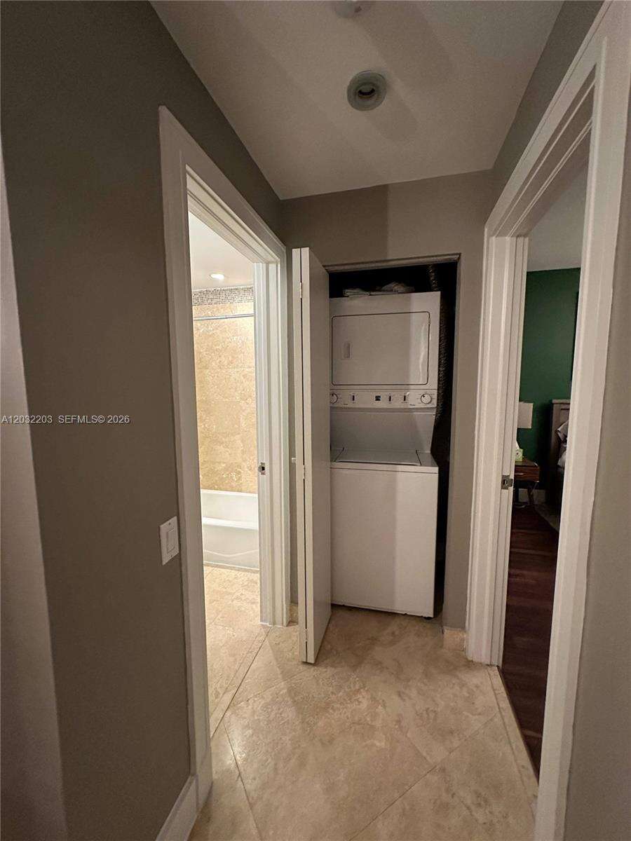 One Tequesta Point at 888 Brickell Key Dr, Miami, FL 33131 - For Rent photo 21