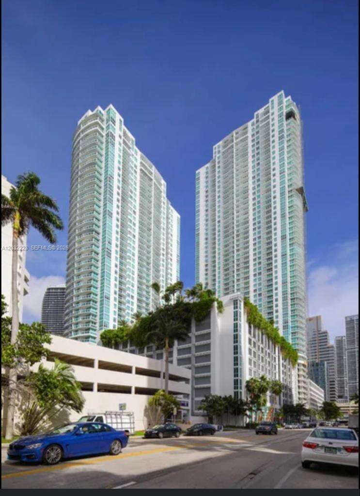 The Plaza On Brickell East at 950 Brickell Bay Dr, Miami, FL 33131 - For Rent photo 1