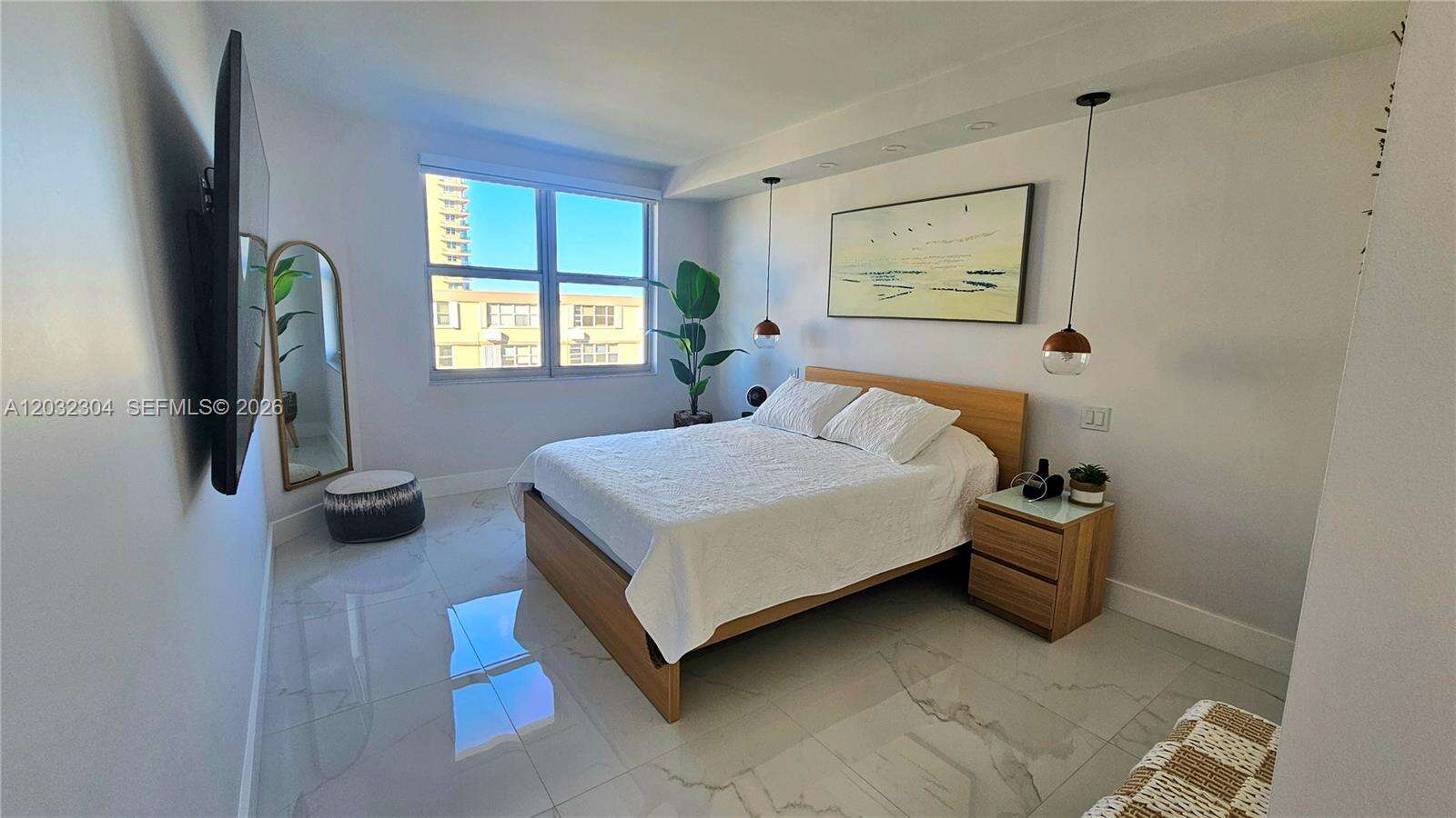 The Hemispheres at 1950 Ocean Dr, Hallandale Beach, FL 33009 - For Rent photo 19