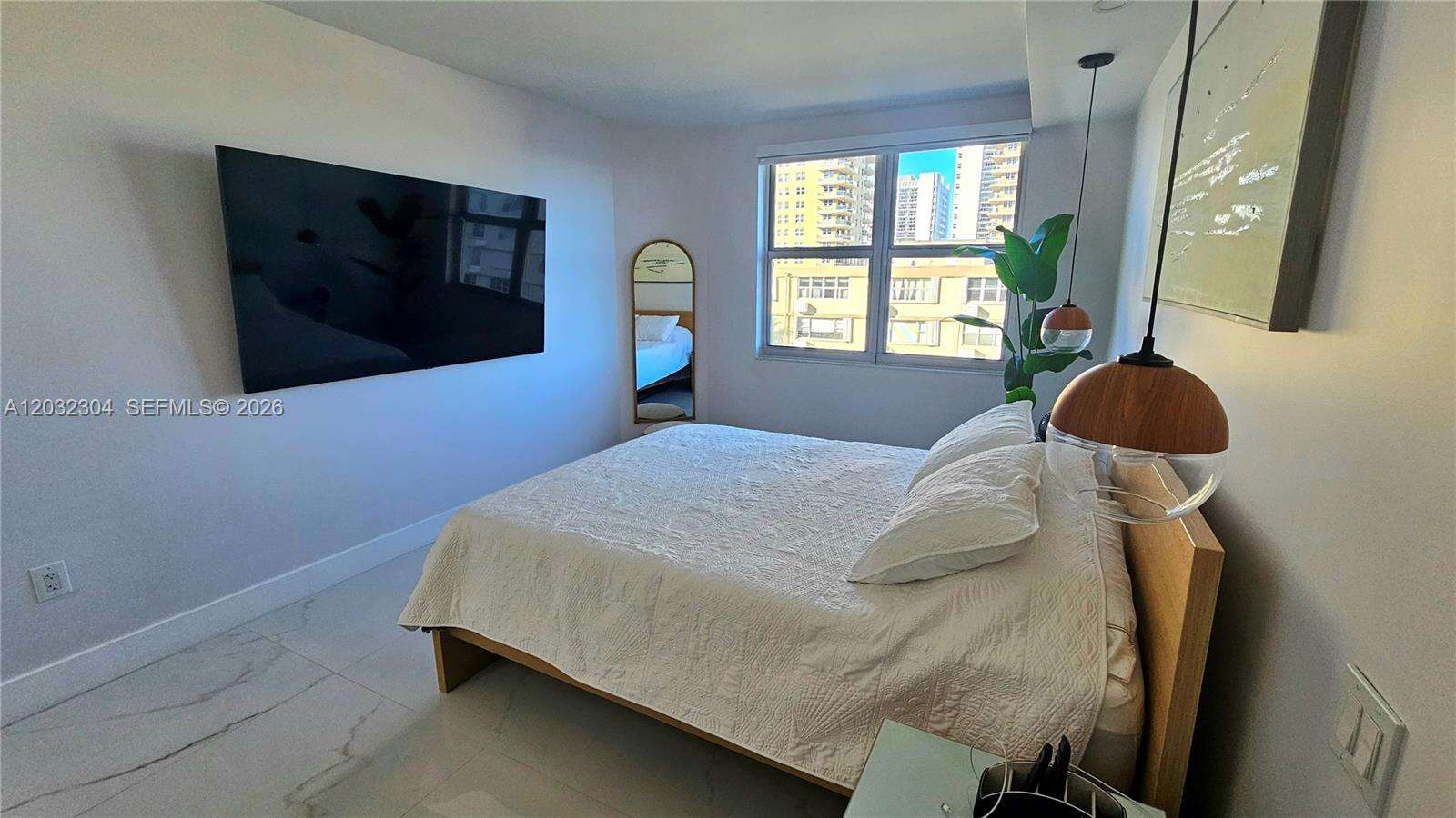 The Hemispheres at 1950 Ocean Dr, Hallandale Beach, FL 33009 - For Rent photo 20