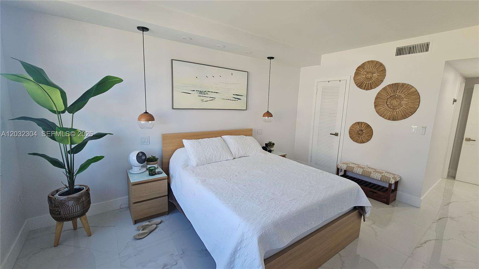 The Hemispheres at 1950 Ocean Dr, Hallandale Beach, FL 33009 - For Rent photo 21