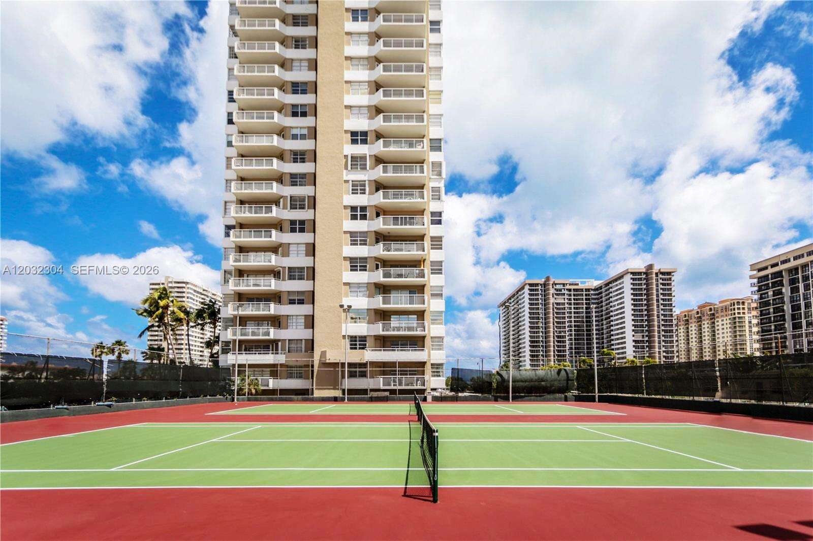 The Hemispheres at 1950 Ocean Dr, Hallandale Beach, FL 33009 - For Rent photo 38