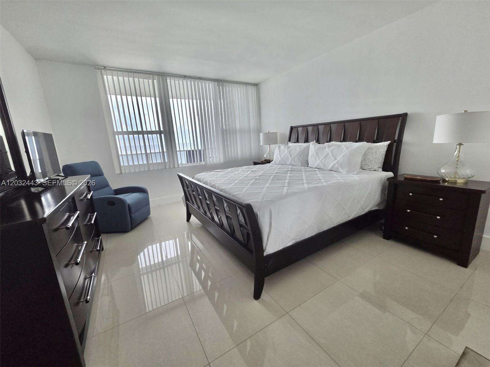 Alexander Towers at 3505 Ocean Dr, Hollywood, FL 33019 - For Rent photo 22