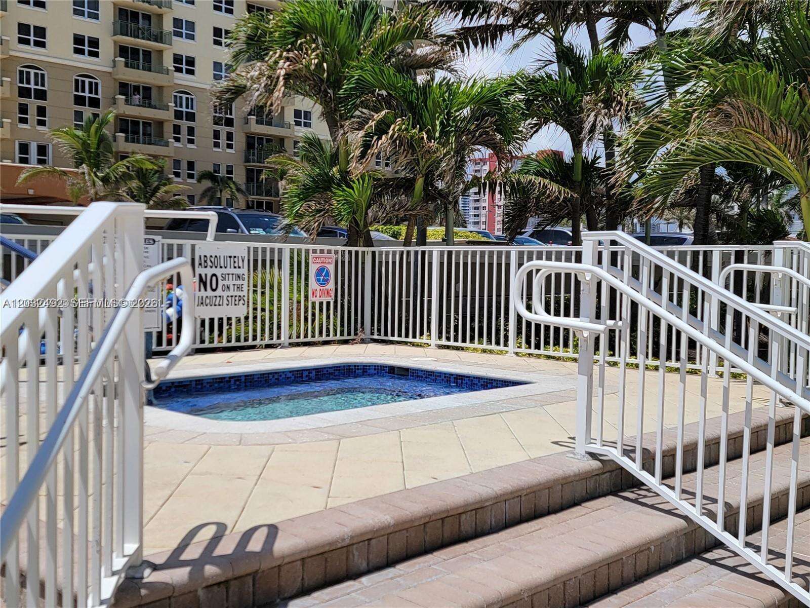 Parker Plaza at 2030 Ocean Dr, Hallandale Beach, FL 33009 - For Rent photo 30