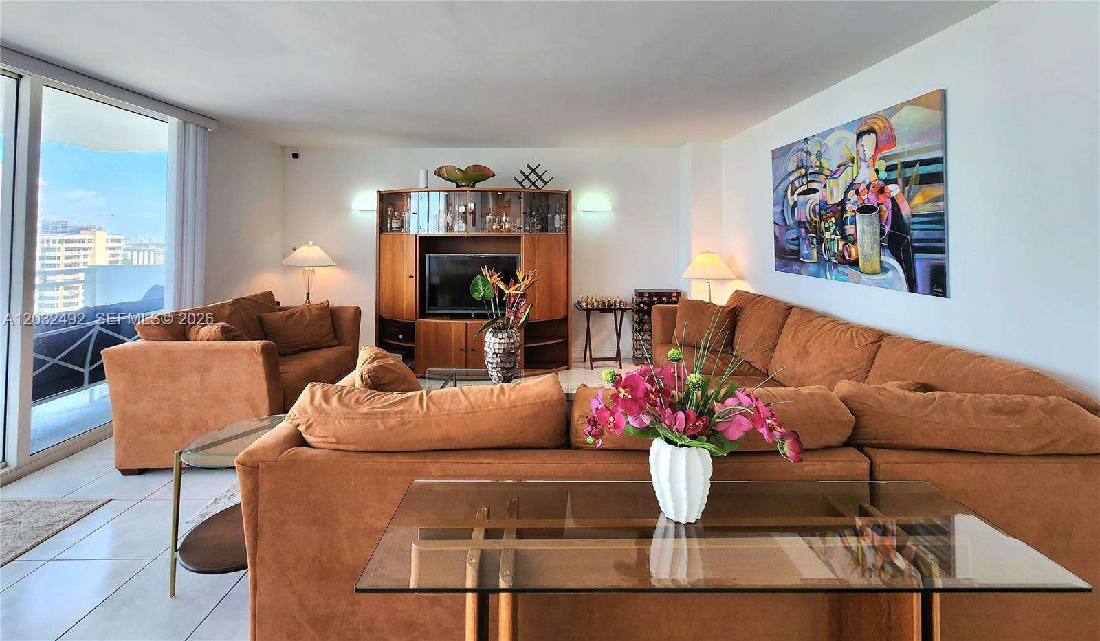 Parker Plaza at 2030 Ocean Dr, Hallandale Beach, FL 33009 - For Rent photo 6