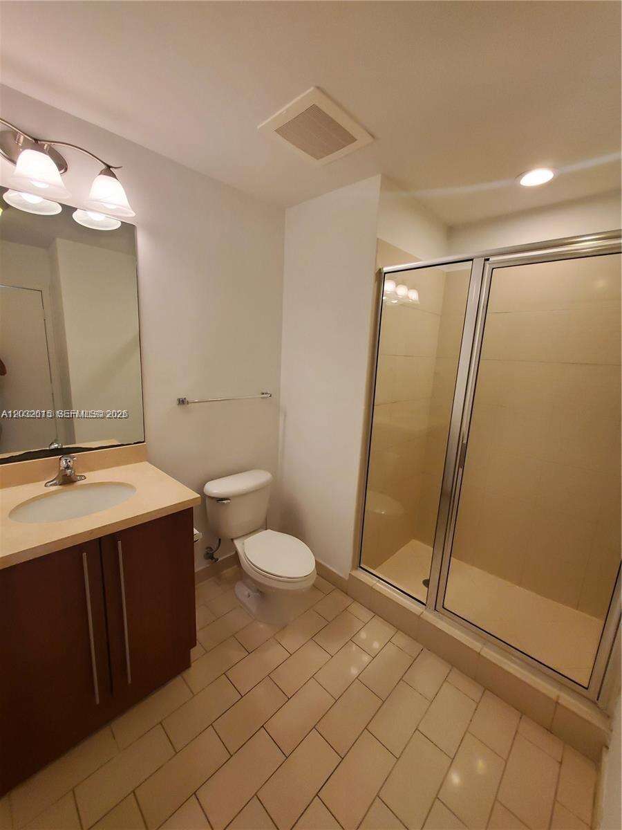 Axis On Brickell at 1111 1 Ave, Miami, FL 33130 - For Rent photo 8