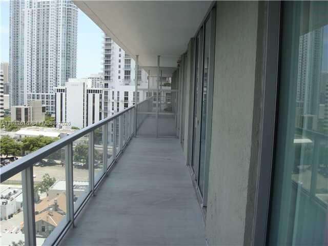 Axis On Brickell at 1111 1 Ave, Miami, FL 33130 - For Rent photo 9