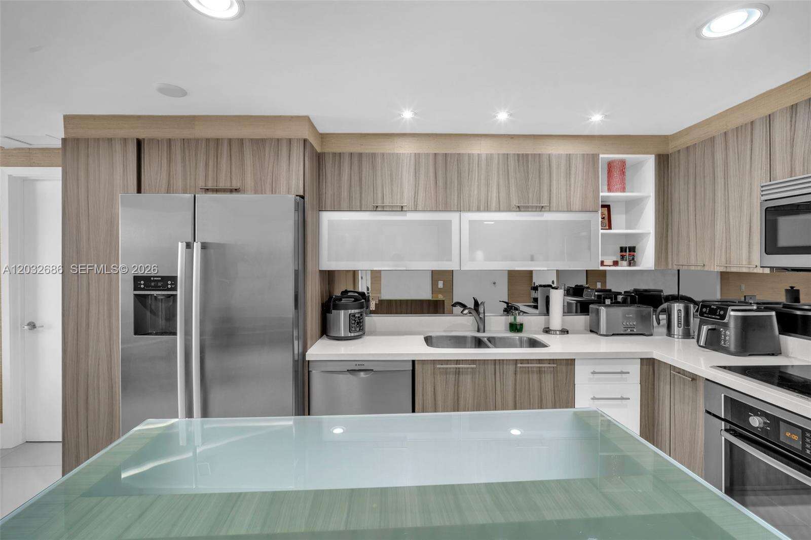 Eden House at 6700 Indian Creek Dr, Miami Beach, FL 33141 - For Rent photo 13