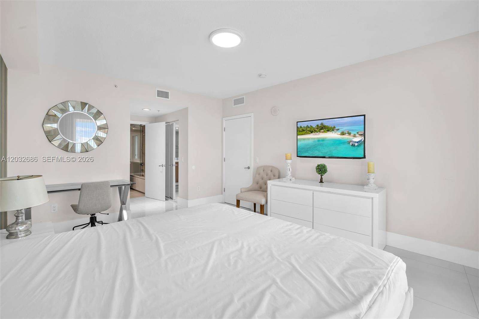 Eden House at 6700 Indian Creek Dr, Miami Beach, FL 33141 - For Rent photo 19