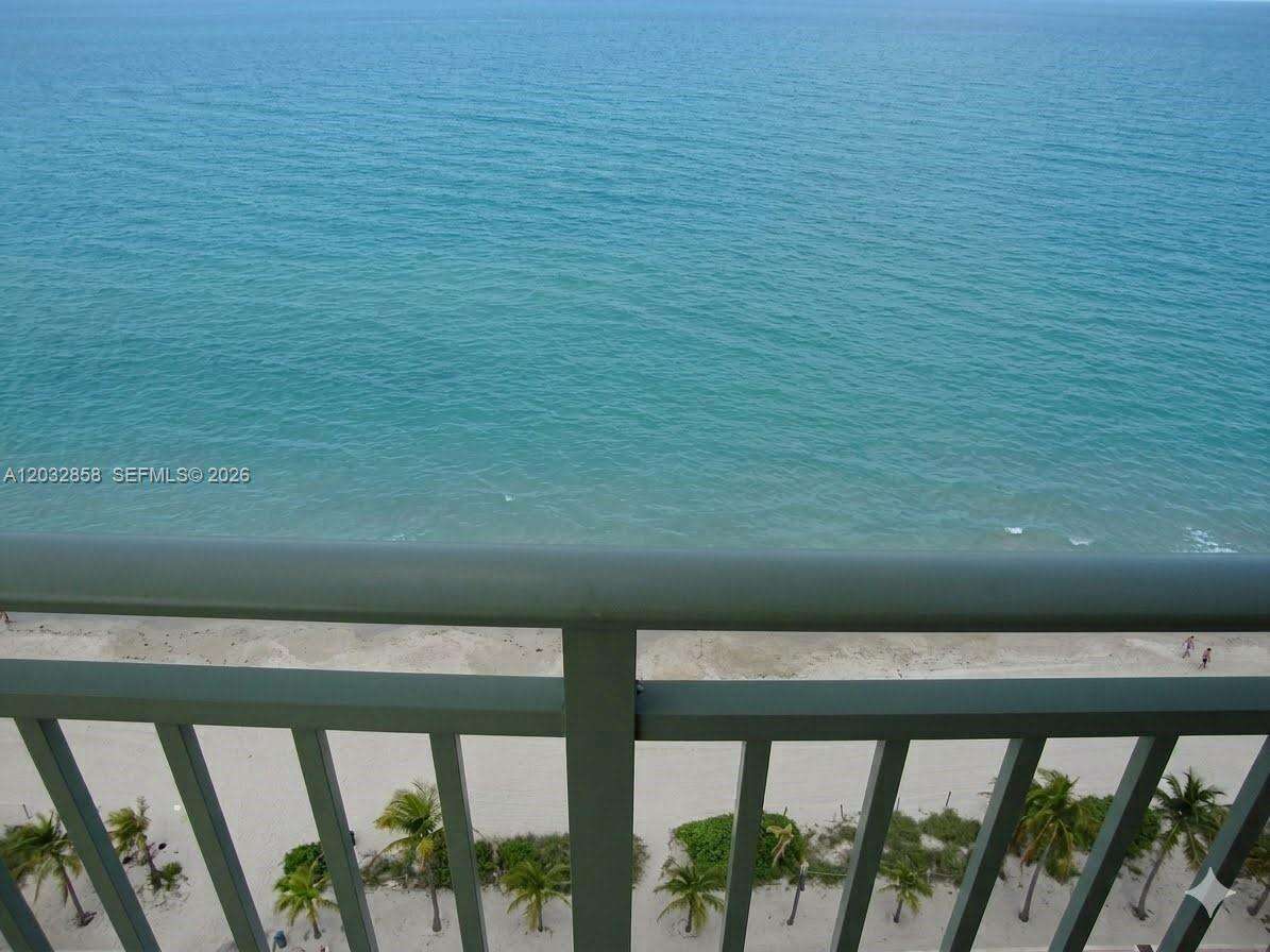 2080 Ocean Dr, Hallandale Beach, FL 33009 - For Rent photo 19
