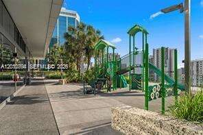 Rise Brickell at 88 7 St, Miami, FL 33130 - For Rent photo 22