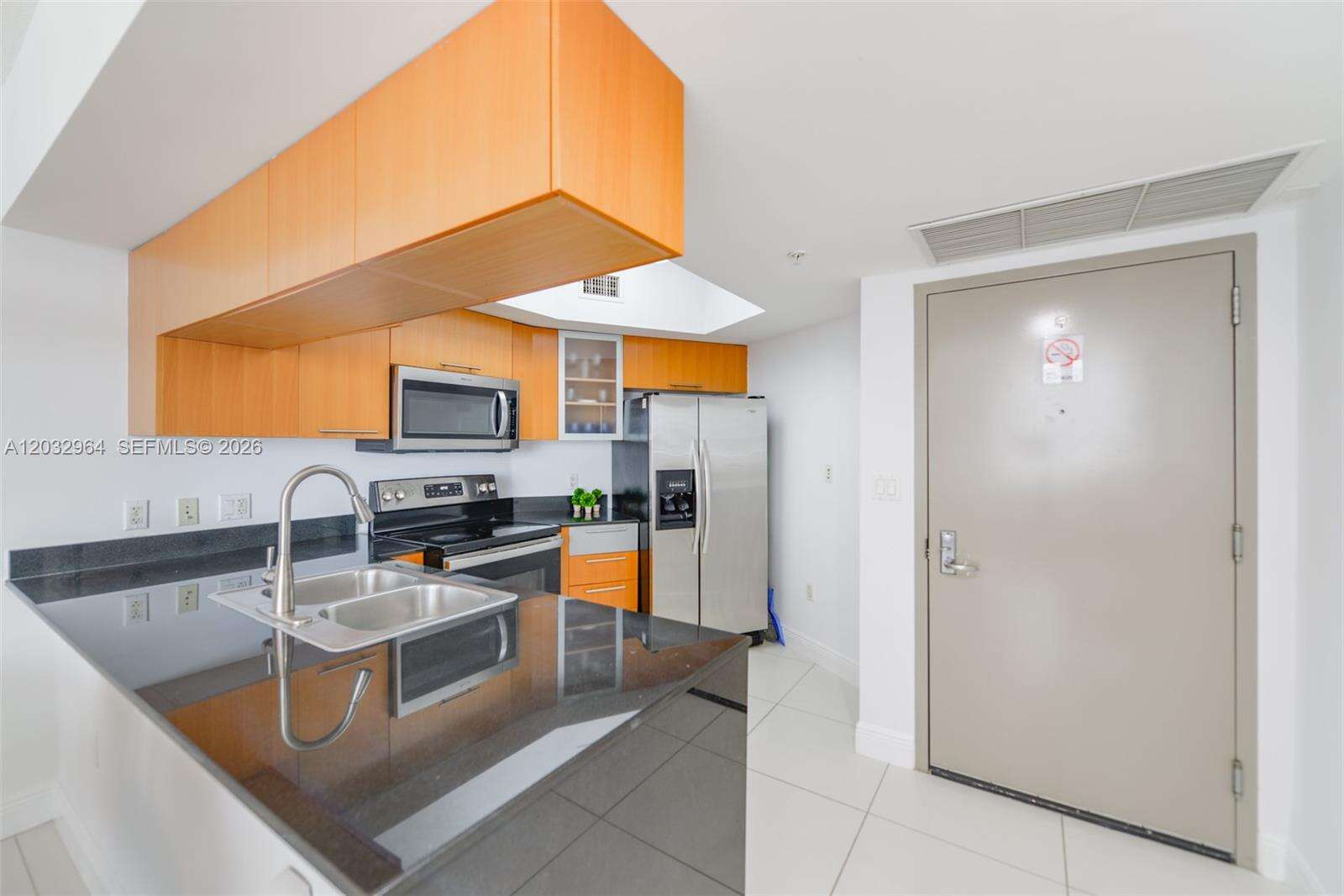 Opera Tower at 1750 Bayshore Dr, Miami, FL 33132 - For Rent photo 11
