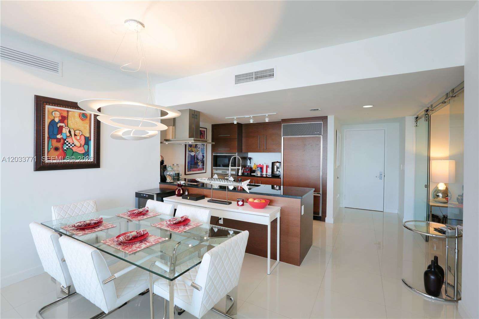 Icon Brickell 2 at 495 Brickell Ave, Miami, FL 33131 - For Rent photo 4