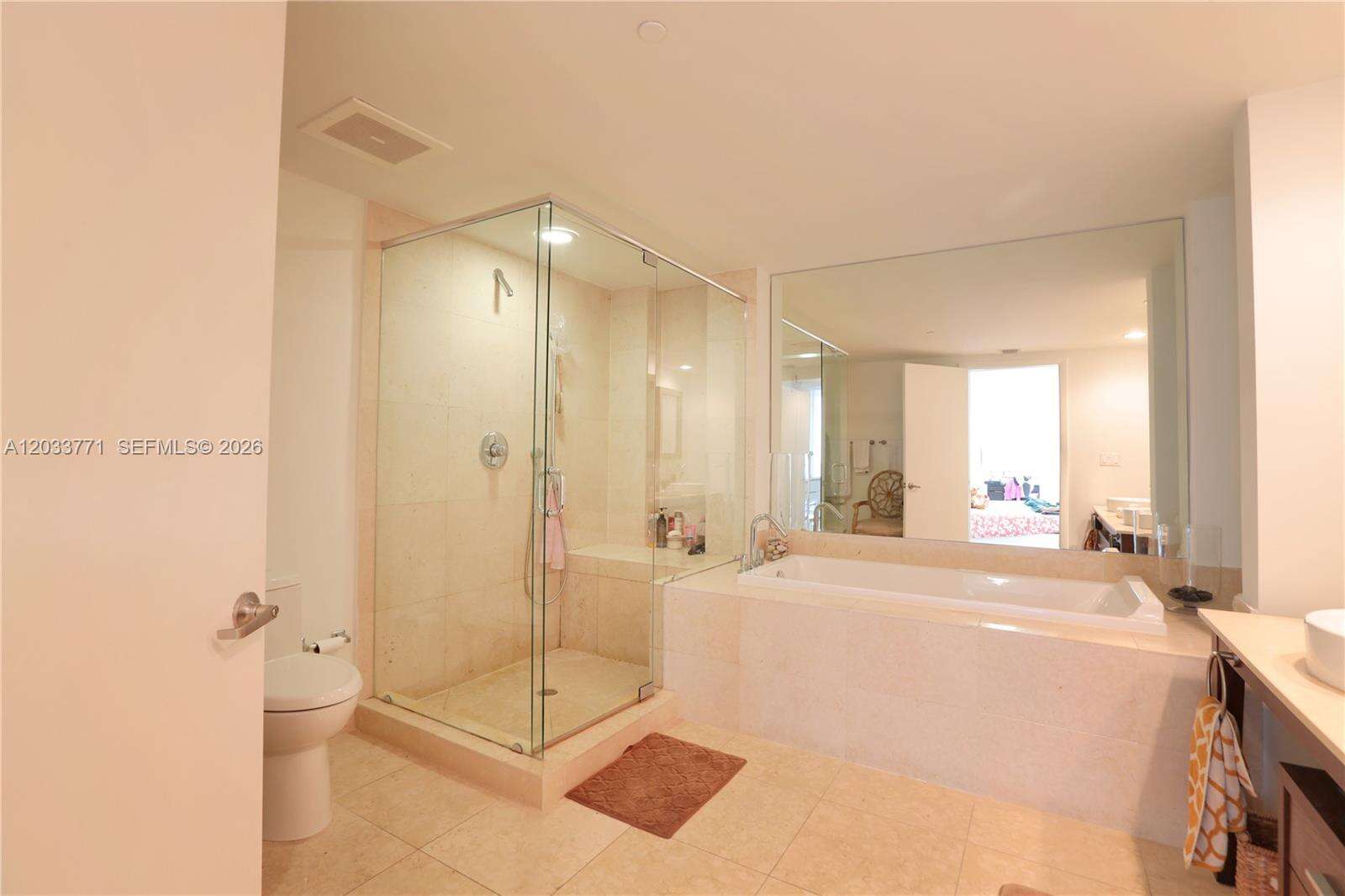 Icon Brickell 2 at 495 Brickell Ave, Miami, FL 33131 - For Rent photo 7