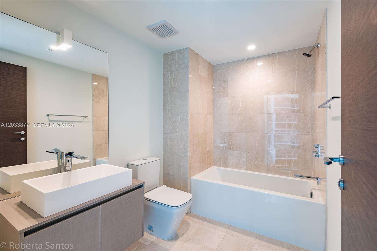 Brickell Flatiron at 1000 Brickell Plaza, Miami, FL 33131 - For Rent photo 37