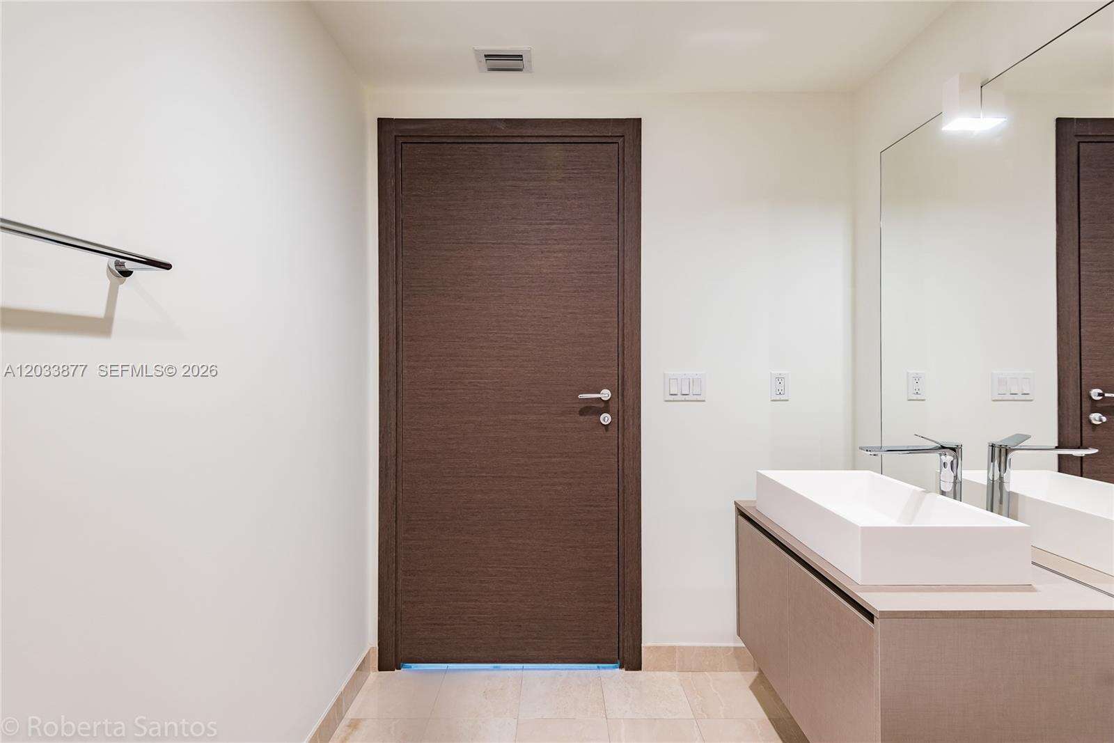 Brickell Flatiron at 1000 Brickell Plaza, Miami, FL 33131 - For Rent photo 38