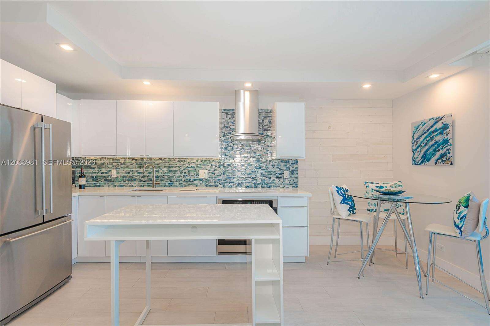 Roney Palace at 2301 Collins Ave, Miami Beach, FL 33139 - For Rent photo 11