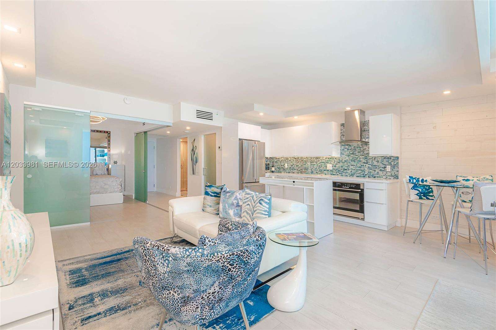 Roney Palace at 2301 Collins Ave, Miami Beach, FL 33139 - For Rent photo 12