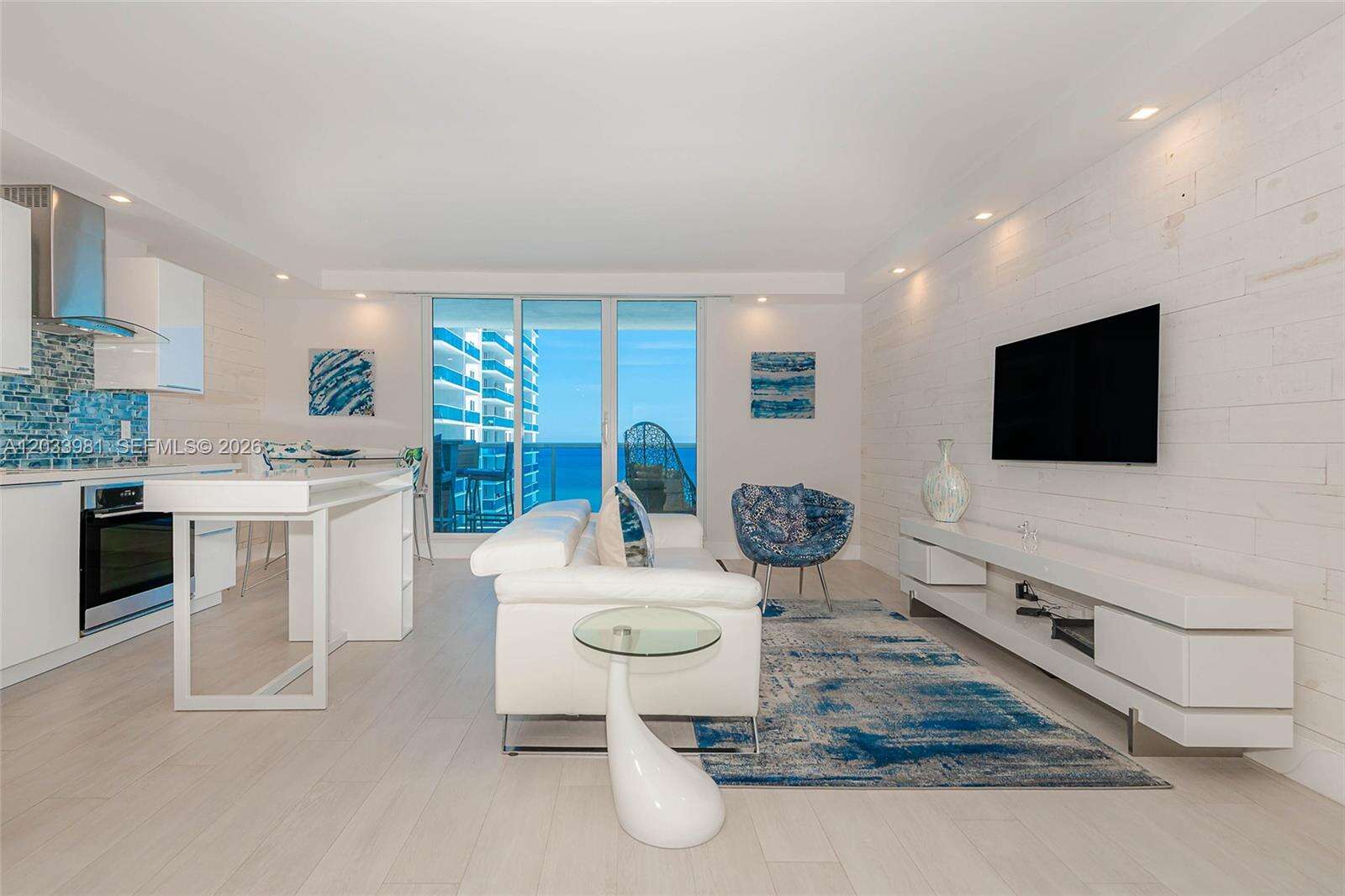 Roney Palace at 2301 Collins Ave, Miami Beach, FL 33139 - For Rent photo 3