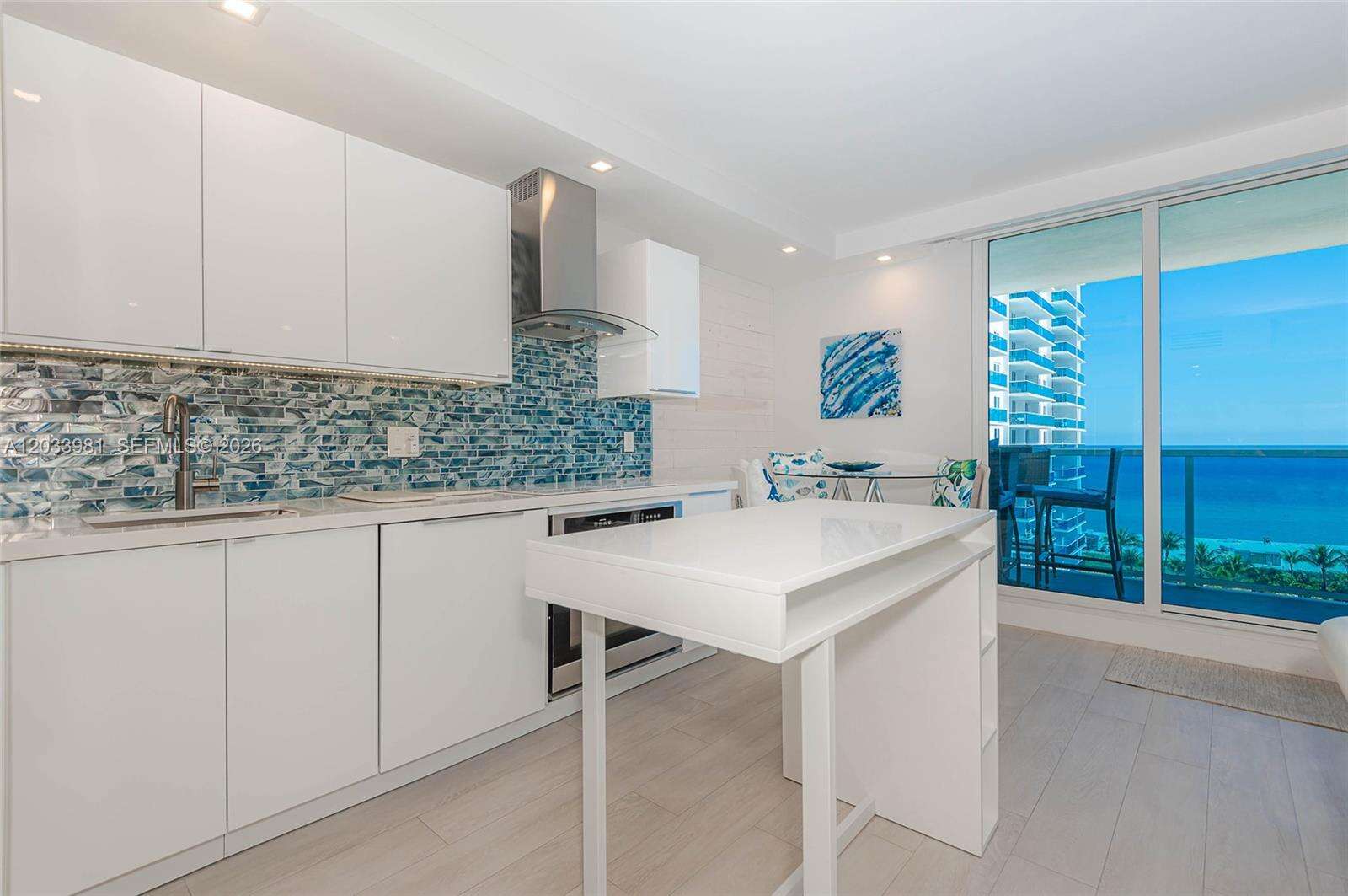 Roney Palace at 2301 Collins Ave, Miami Beach, FL 33139 - For Rent photo 5