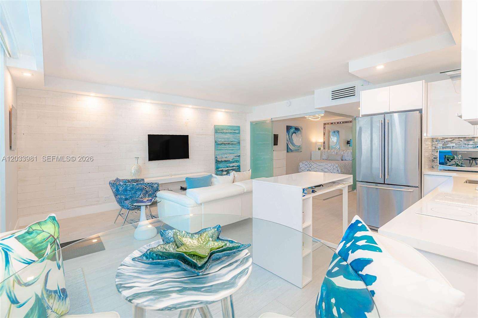Roney Palace at 2301 Collins Ave, Miami Beach, FL 33139 - For Rent photo 8
