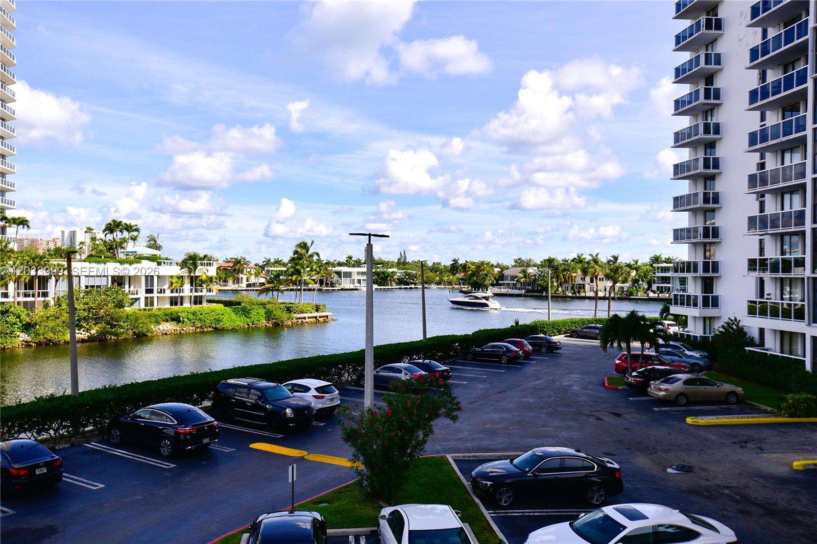 Waterview at 20505 Country Club Dr, Aventura, FL 33180 - For Rent photo 22
