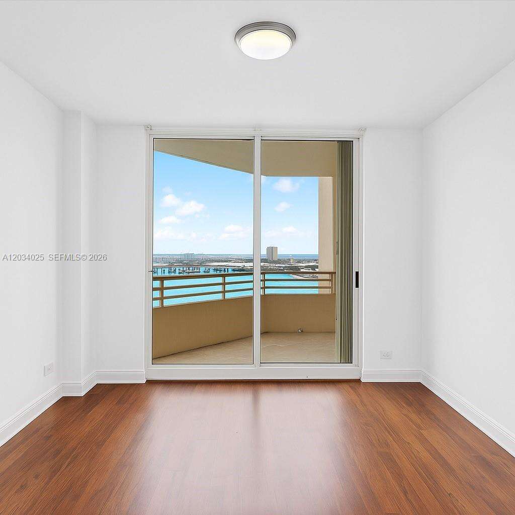 One Tequesta Point at 888 Brickell Key Dr, Miami, FL 33131 - For Rent photo 16