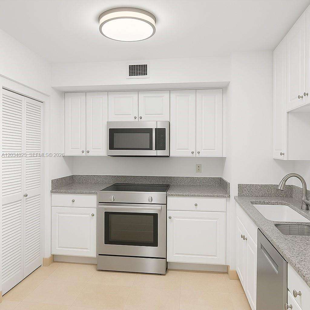 One Tequesta Point at 888 Brickell Key Dr, Miami, FL 33131 - For Rent photo 20