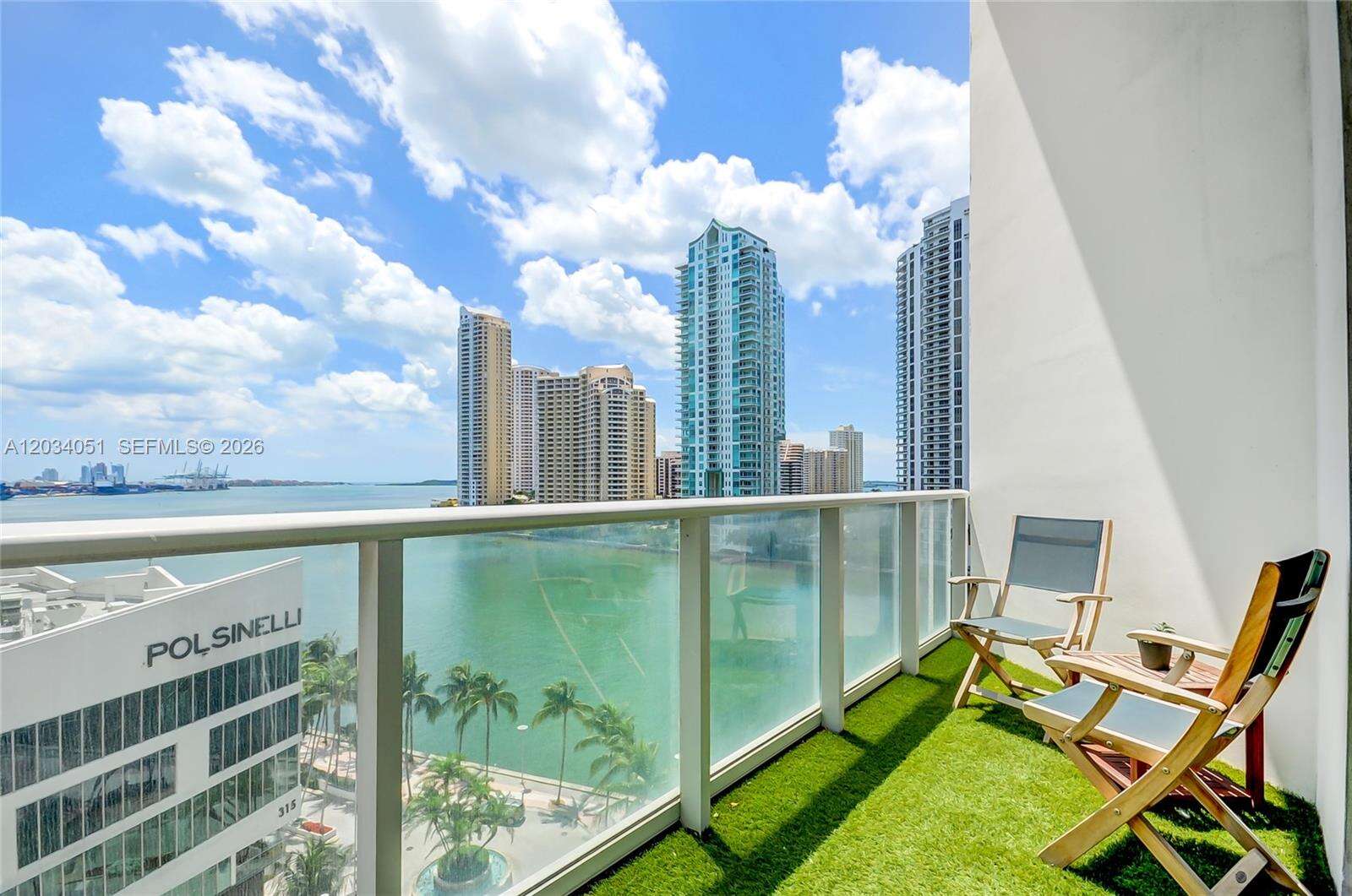 Met 1 at 300 Biscayne Bluv, Miami, FL 33131 - For Rent photo 1