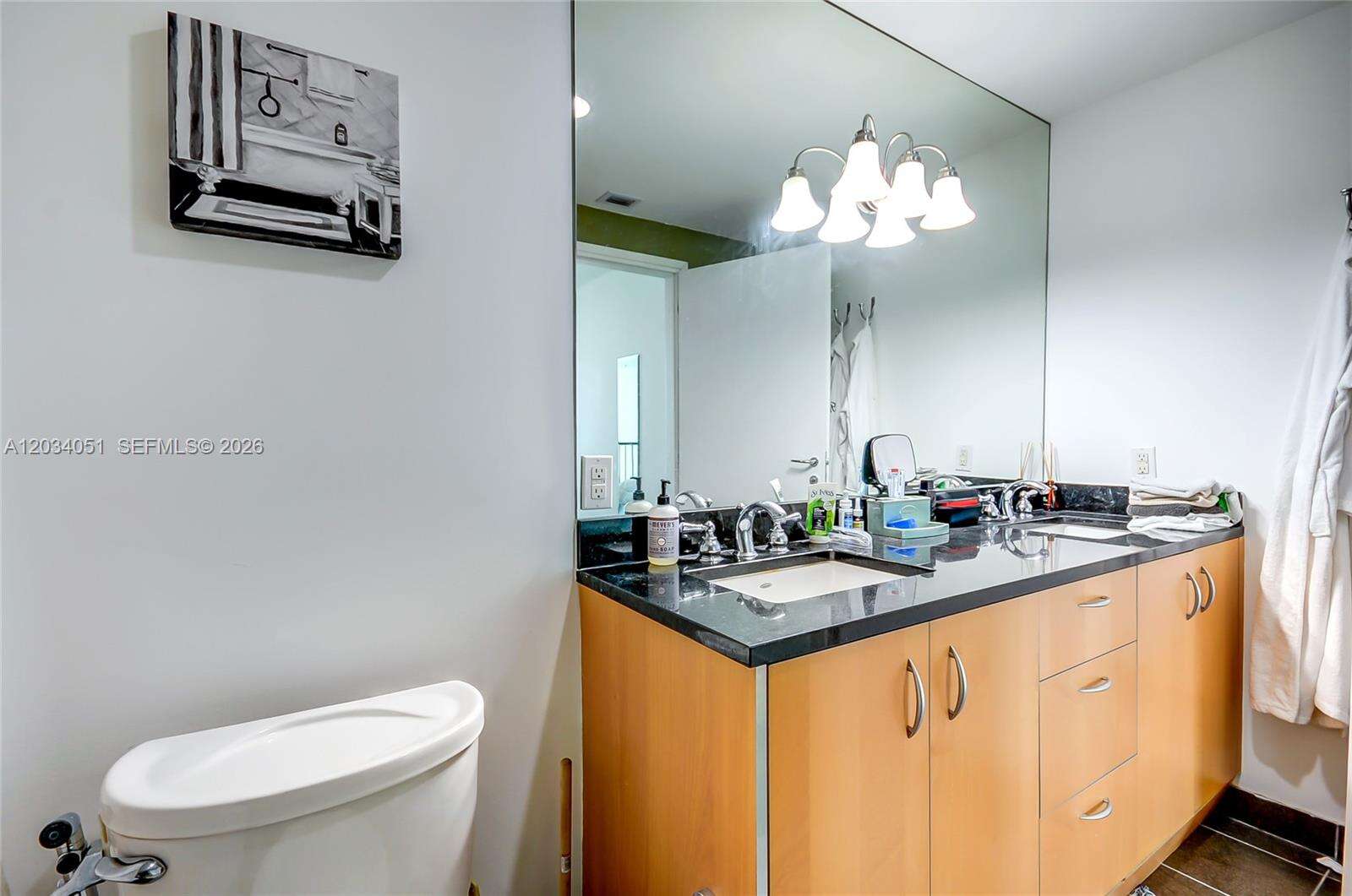 Met 1 at 300 Biscayne Bluv, Miami, FL 33131 - For Rent photo 7