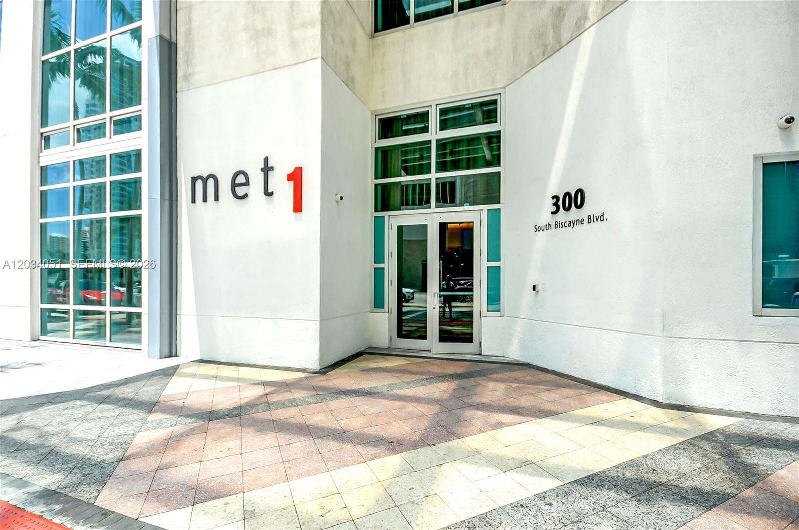 Met 1 at 300 Biscayne Bluv, Miami, FL 33131 - For Rent photo 9