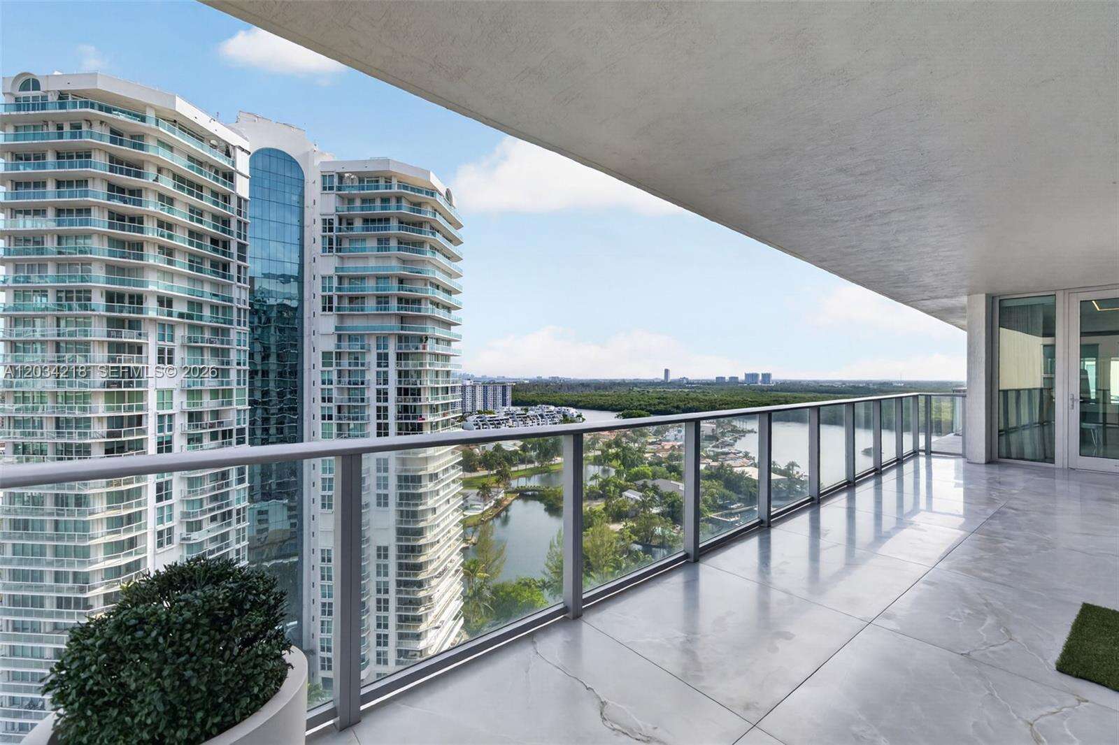 Parque Towers at 300 Sunny Isles Blvd, Sunny Isles Beach, FL 33160 - For Rent photo 22