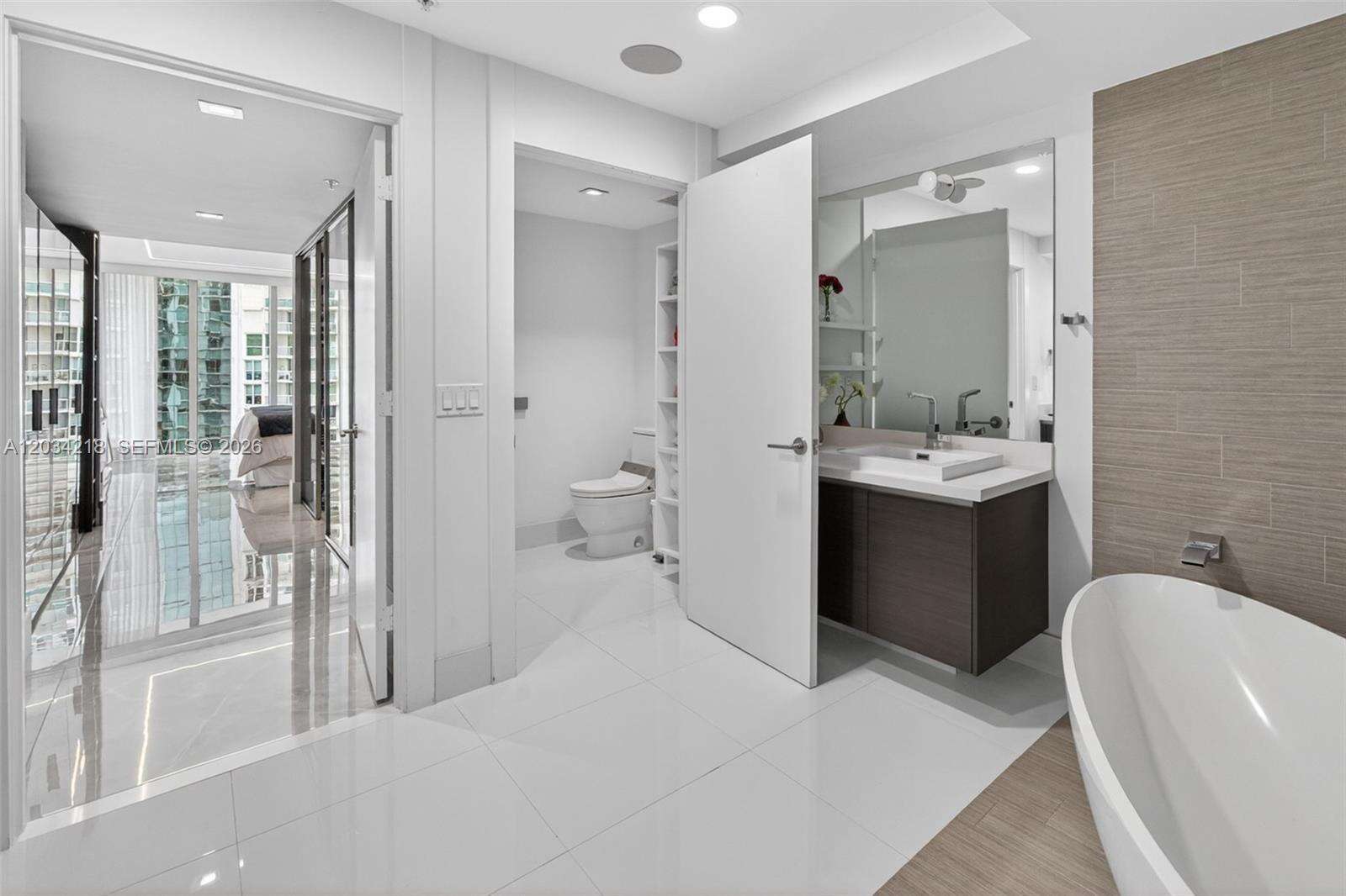 Parque Towers at 300 Sunny Isles Blvd, Sunny Isles Beach, FL 33160 - For Rent photo 35
