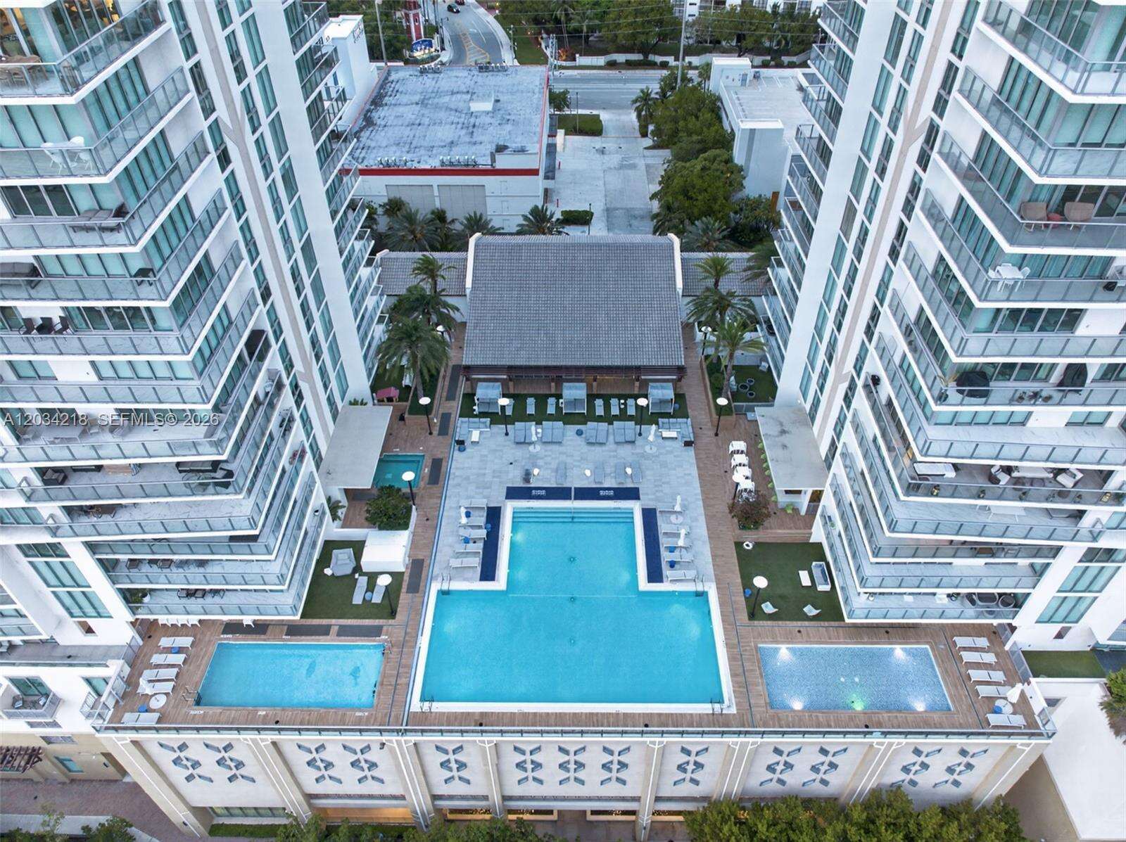 Parque Towers at 300 Sunny Isles Blvd, Sunny Isles Beach, FL 33160 - For Rent photo 70