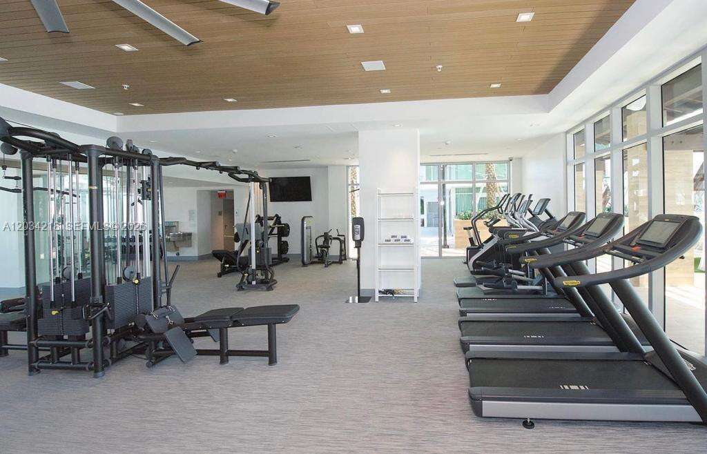 Parque Towers at 300 Sunny Isles Blvd, Sunny Isles Beach, FL 33160 - For Rent photo 83
