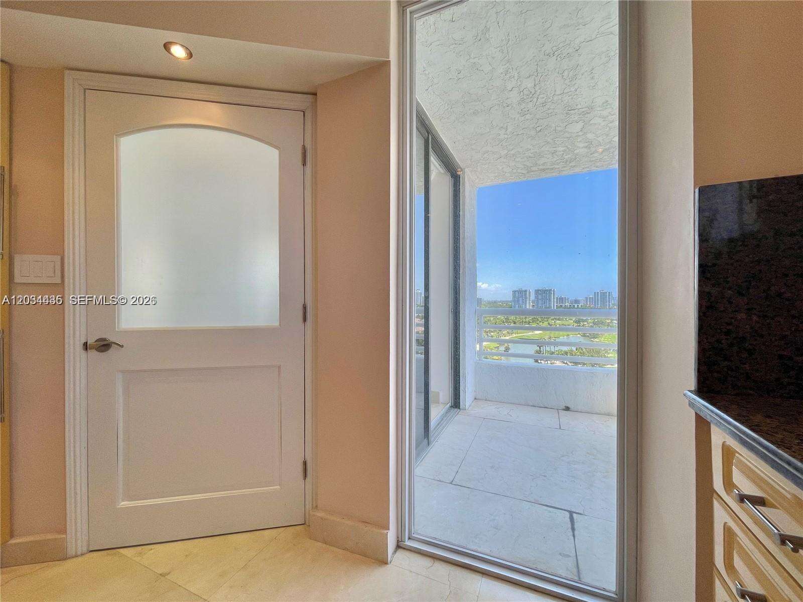 Parc Central East at 3300 192 St, Aventura, FL 33180 - For Rent photo 15