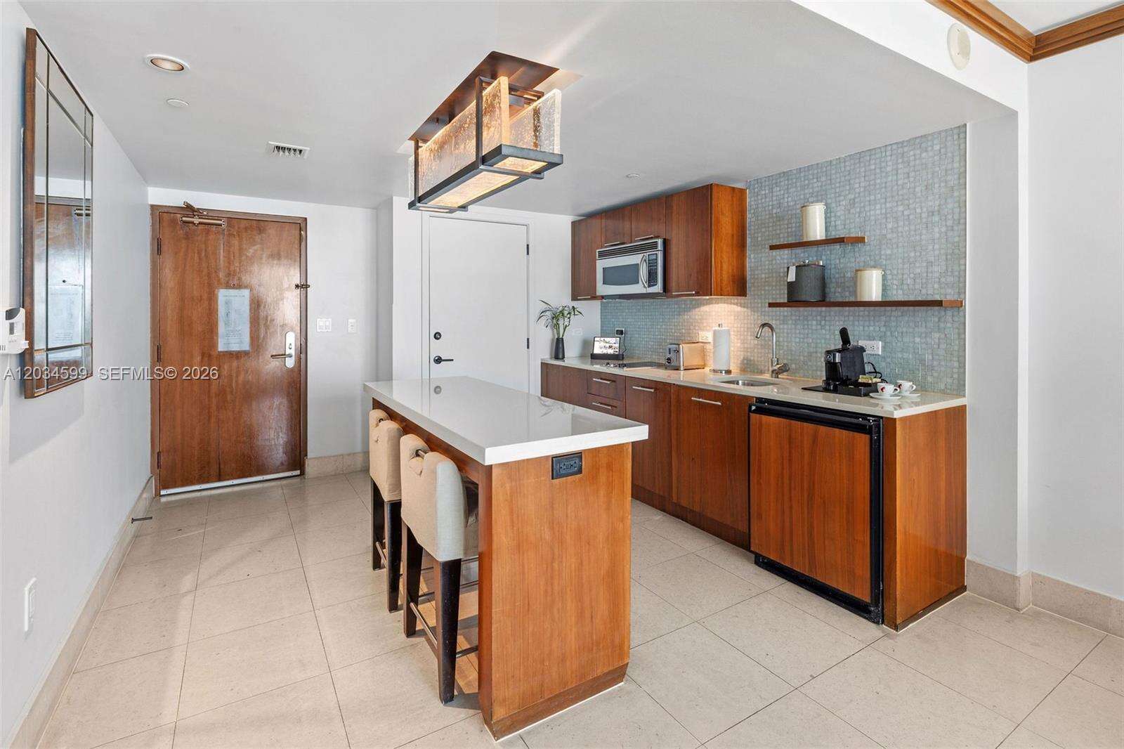 Central Carillon at 6801 Collins Ave, Miami Beach, FL 33141 - For Rent photo 17