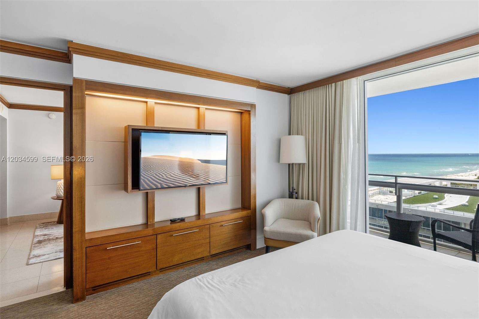 Central Carillon at 6801 Collins Ave, Miami Beach, FL 33141 - For Rent photo 19