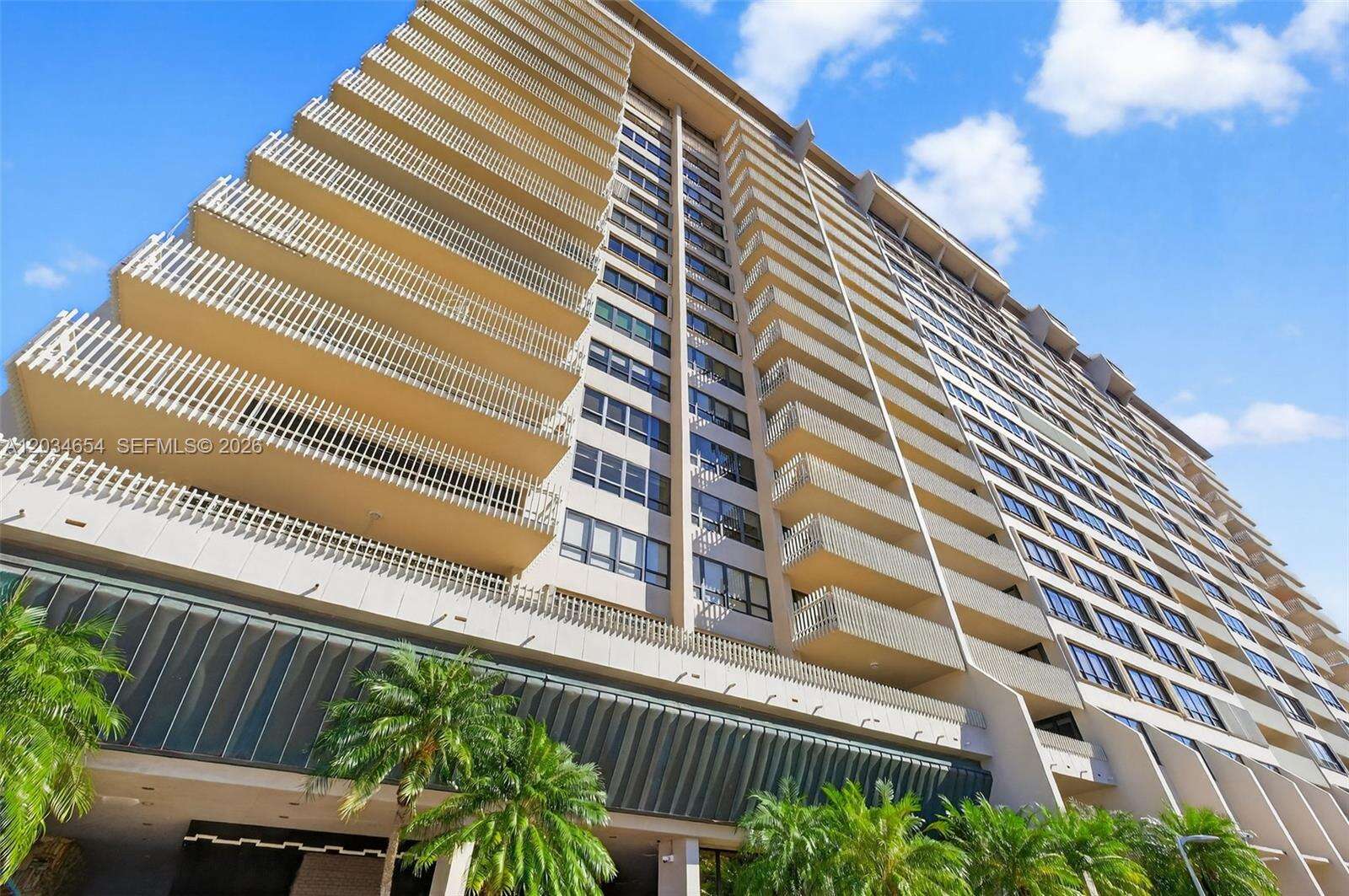 Two Grove Isle Condo at 2 Grove Isle Dr, Miami, FL 33133 - For Rent photo 32