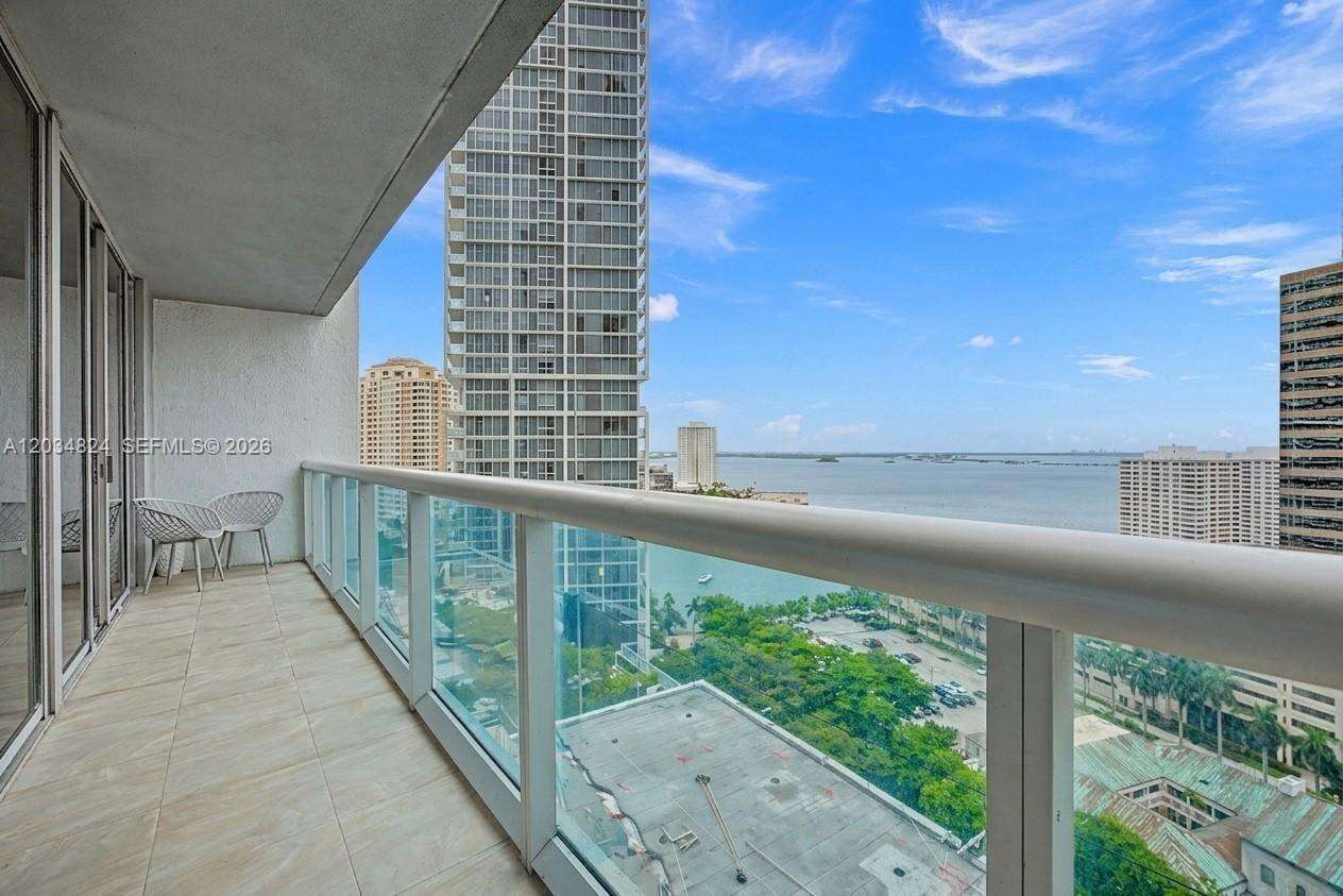 Icon Brickell 3 at 485 Brickell Ave, Miami, FL 33131 - For Rent photo 14