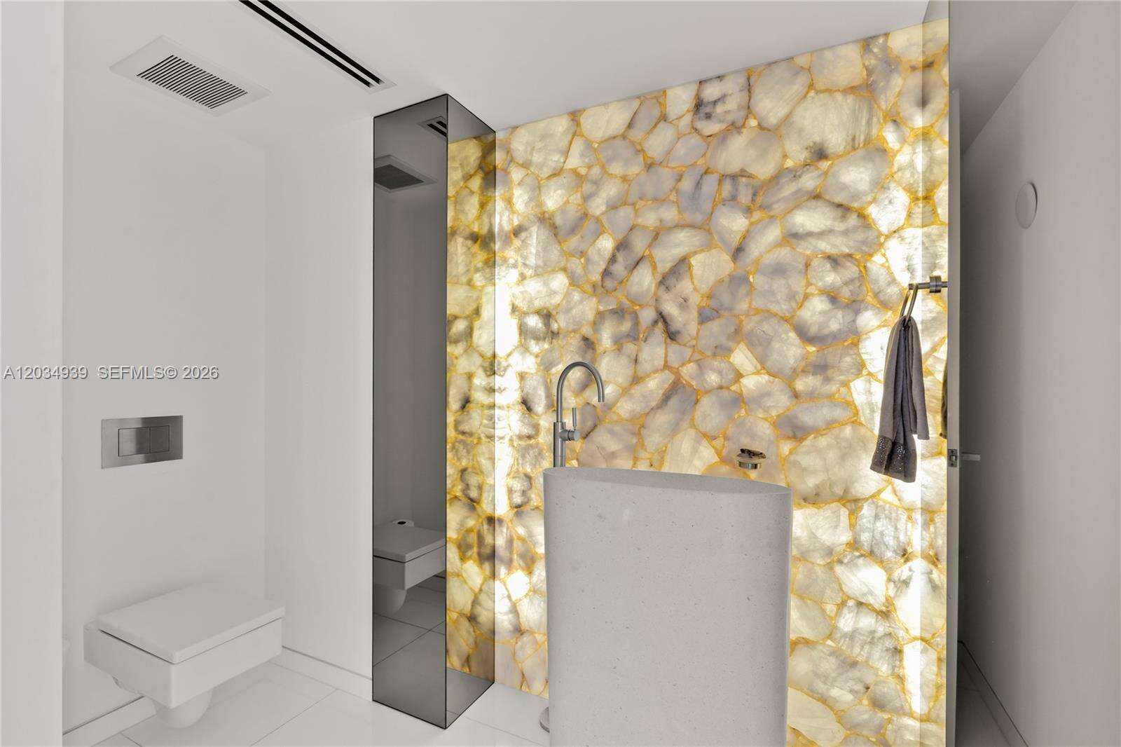 The Grand Venetian at 10 Venetian Way, Miami Beach, FL 33139 - For Rent photo 24
