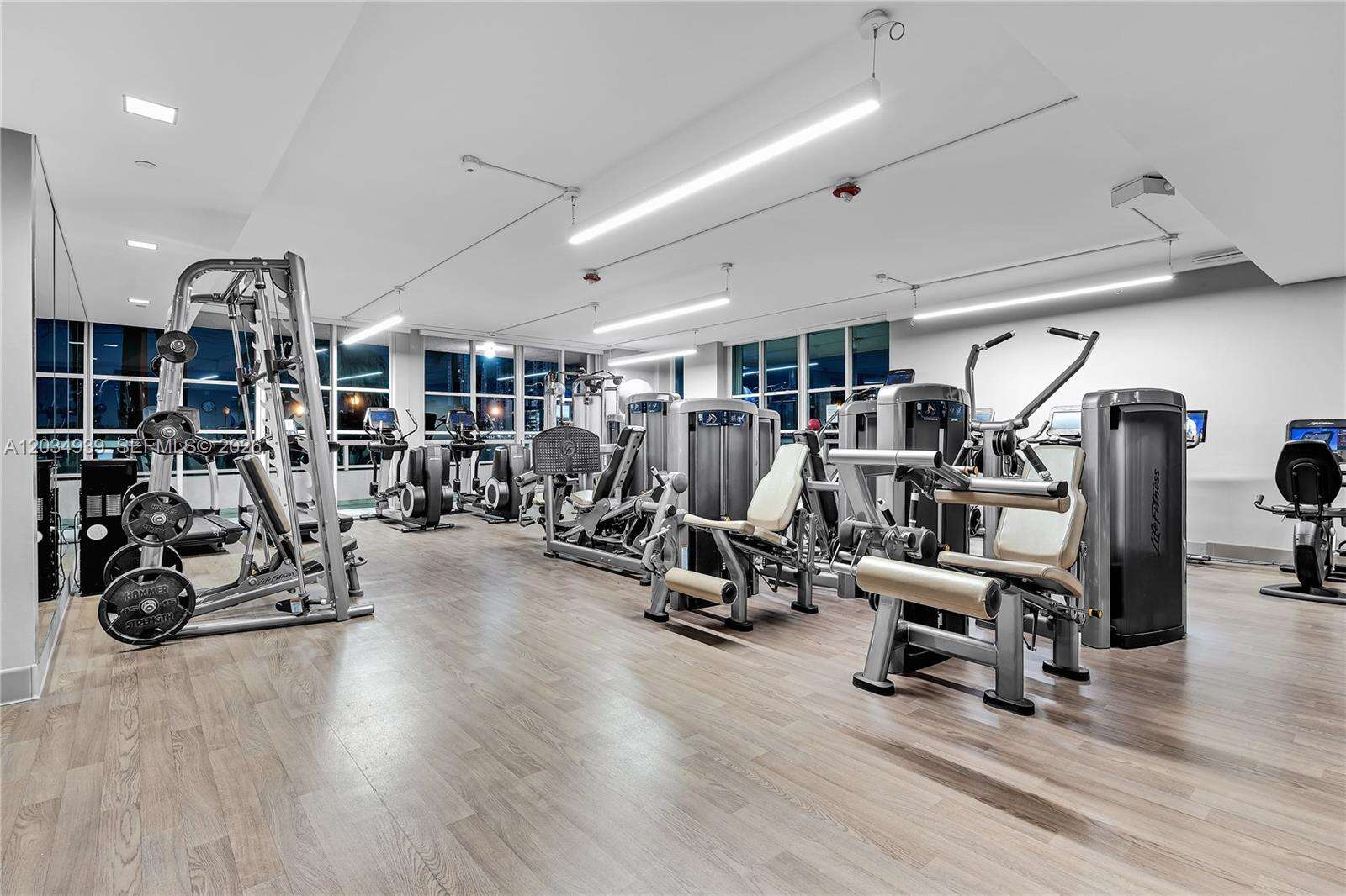 The Grand Venetian at 10 Venetian Way, Miami Beach, FL 33139 - For Rent photo 40