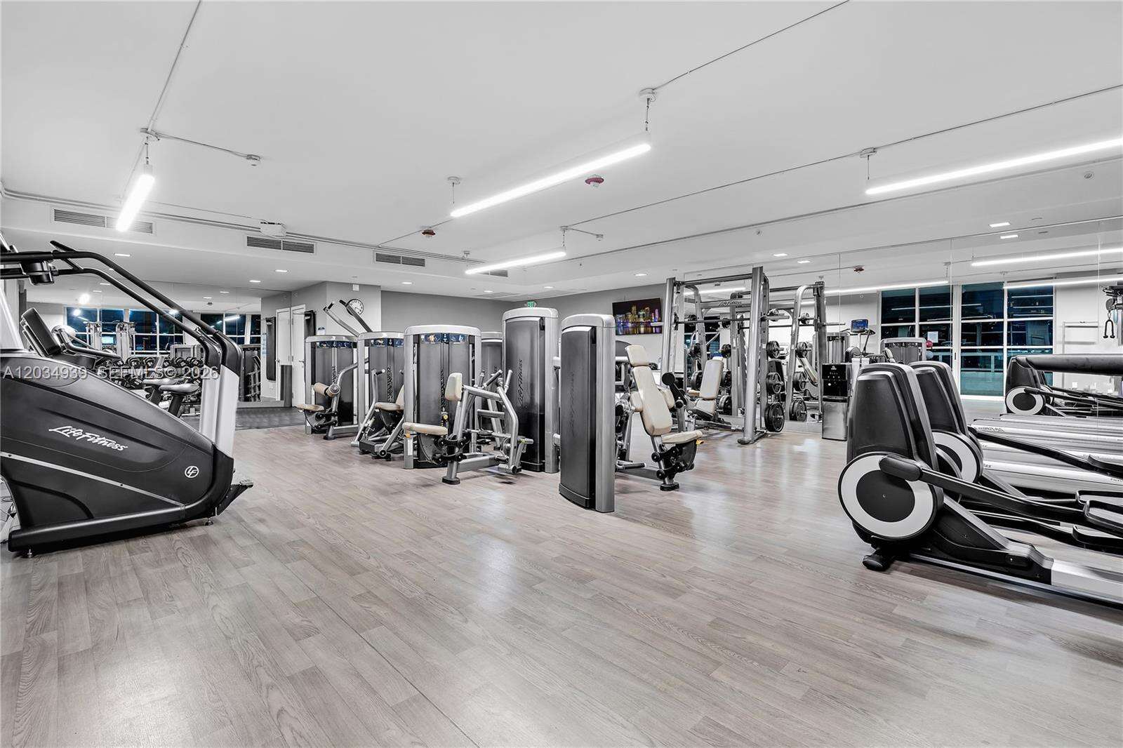 The Grand Venetian at 10 Venetian Way, Miami Beach, FL 33139 - For Rent photo 41