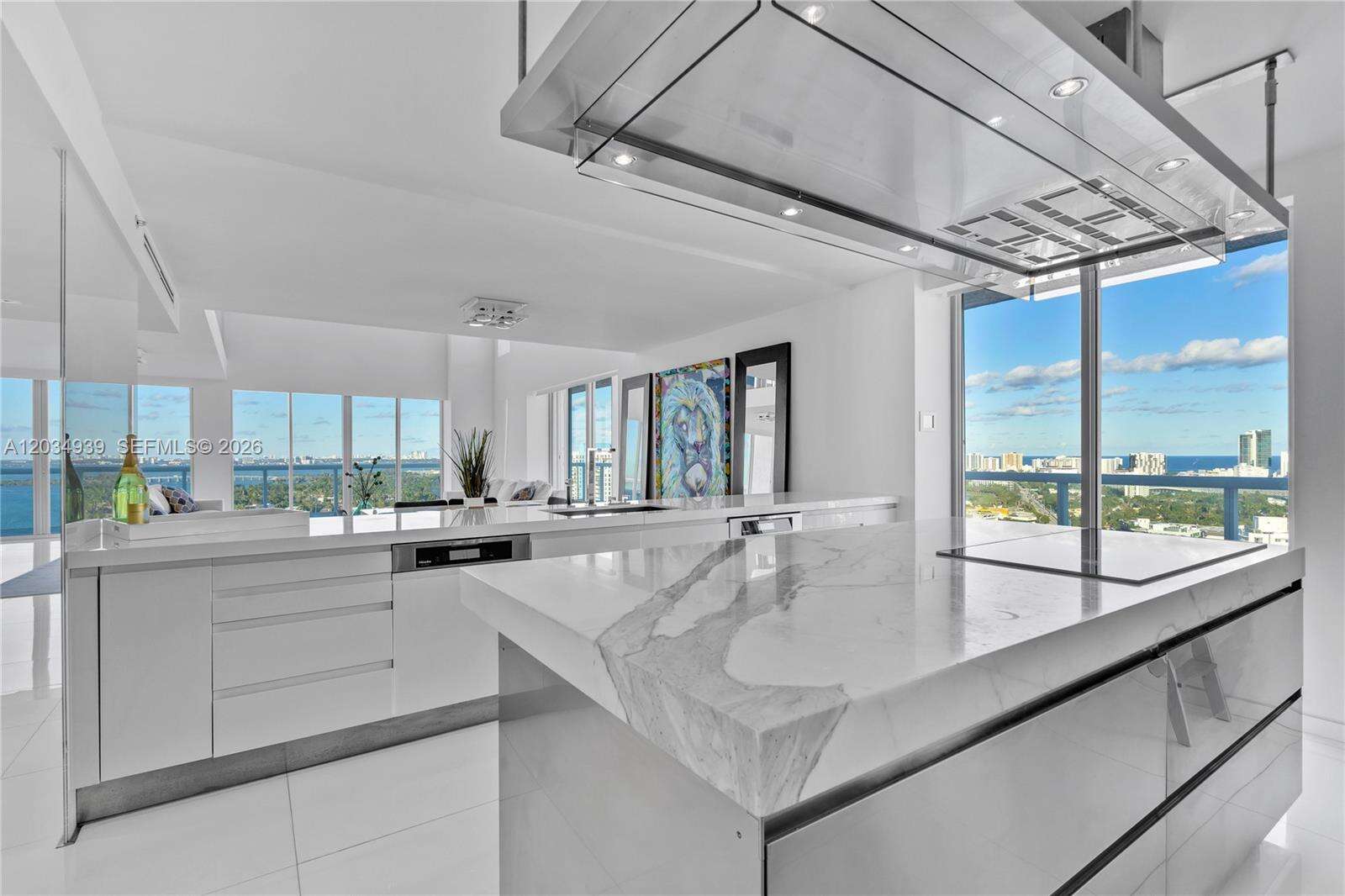 The Grand Venetian at 10 Venetian Way, Miami Beach, FL 33139 - For Rent photo 8