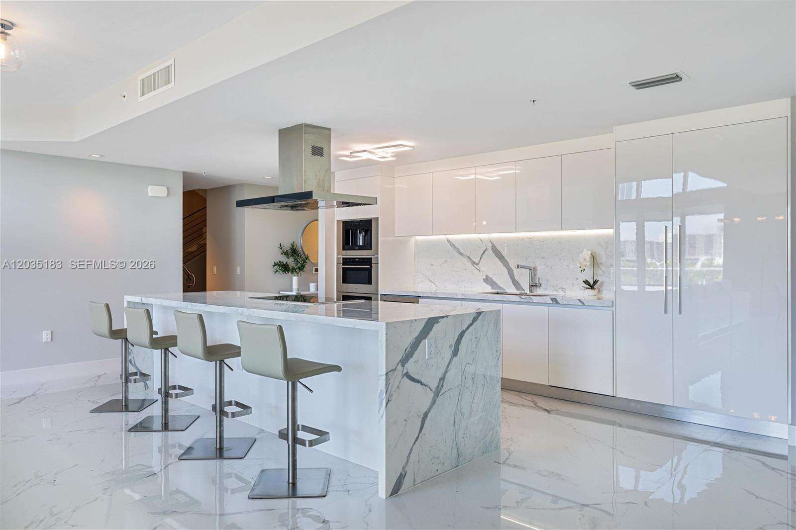 Parque Towers at 330 Sunny Isles Blvd, Sunny Isles Beach, FL 33160 - For Rent photo 11